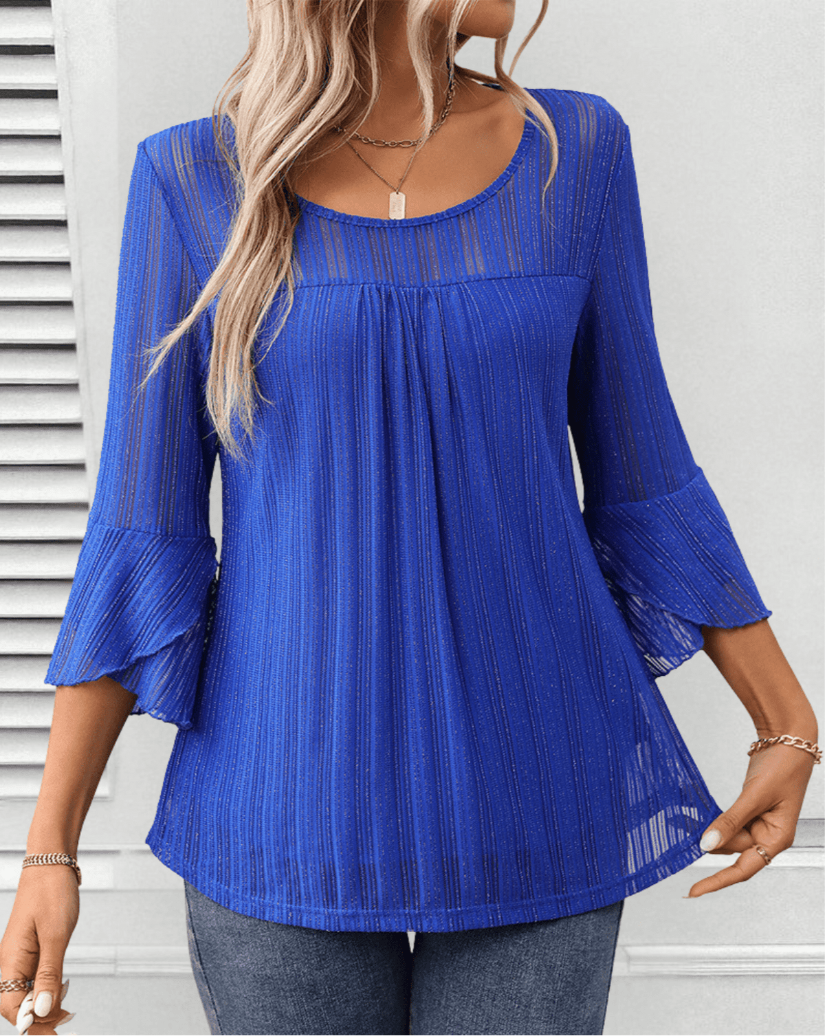 Larra | Sleek Pleated Blouse